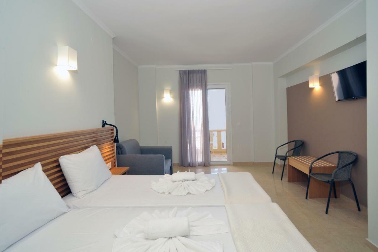 Mithos Premium Rooms Agia Marina  Luaran gambar